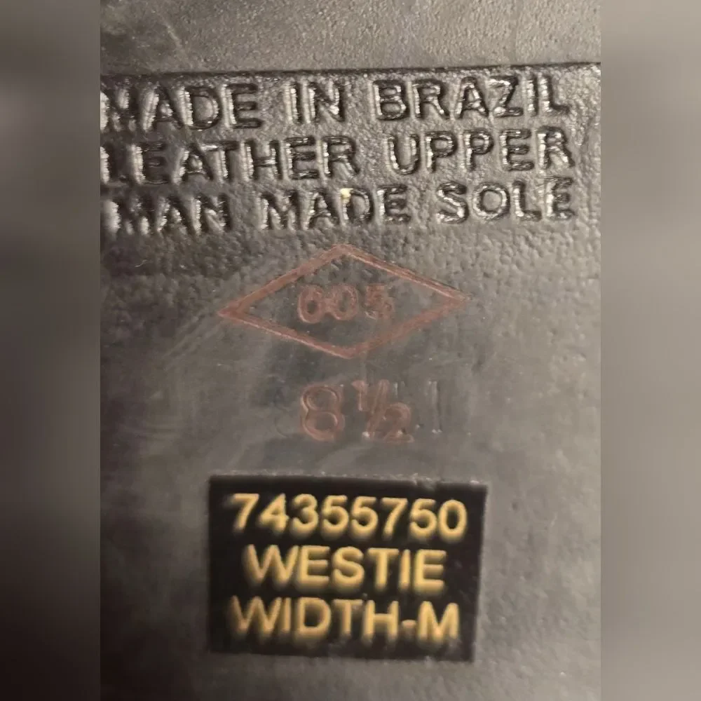 Liz Claiborne Leather Black Ankle Booties with White Stitching 8.5 - Picture 8 of 8